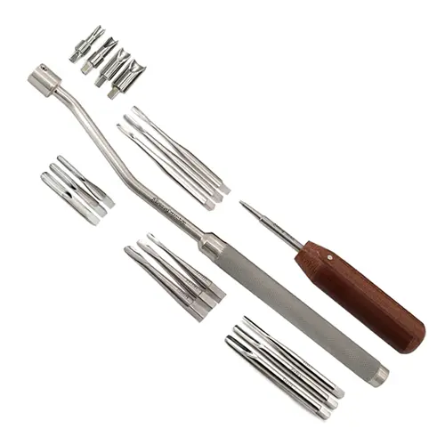 Equine Burgess Set With Interchangeable Luxating and Winged Elevator Handle and Screwdriver